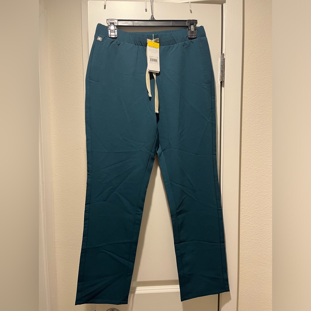 NWT Caribbean Blue (Teal) Figs Scrub Pants Size XS